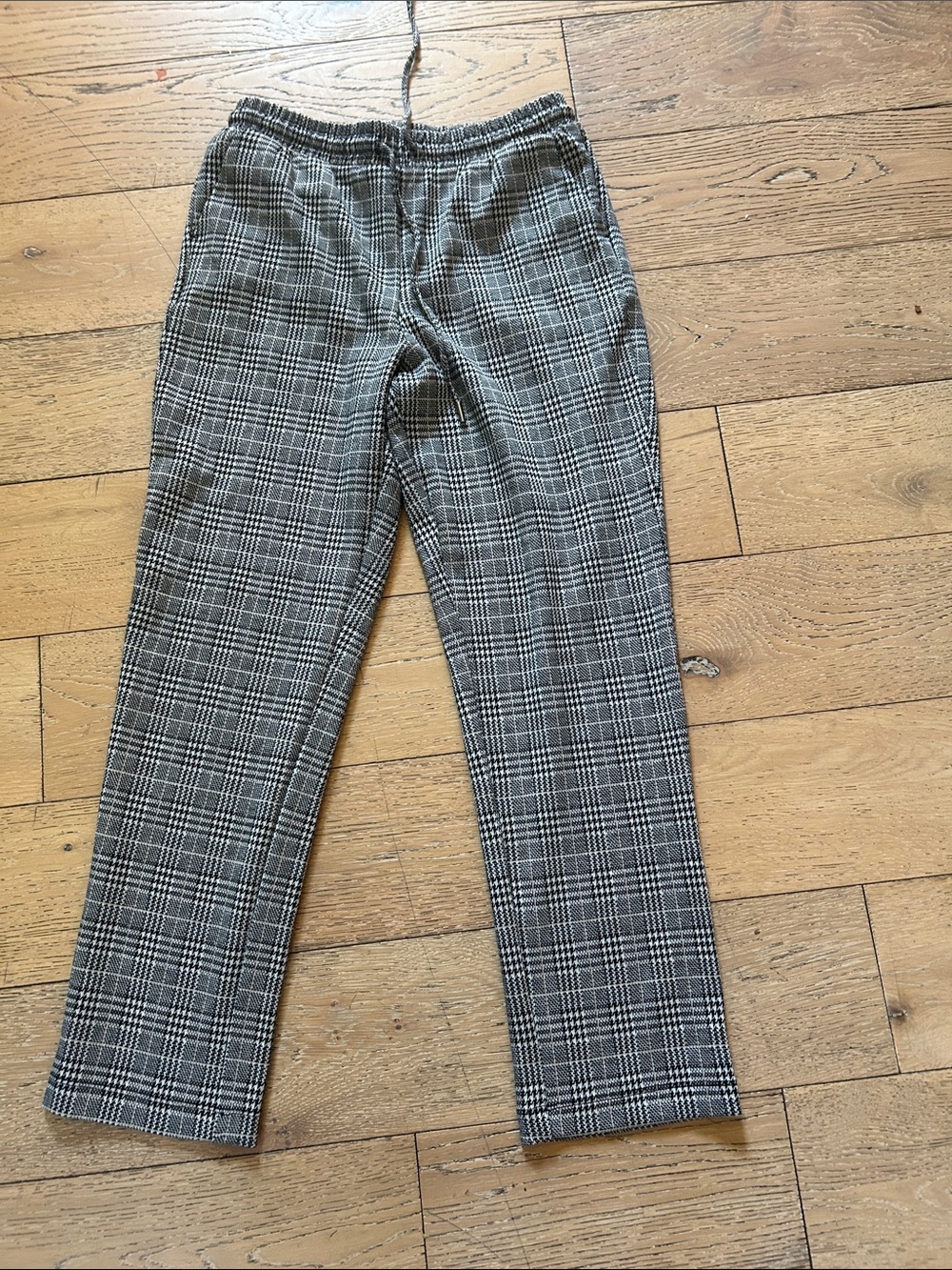 Women's Grey Plaid Ankle Pants - Casual Cropped Trousers